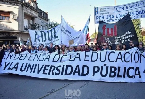 Arranca una semana de paro universitario: en Santa Fe habrá una marcha y abrazo al Rectorado de la UNL.
