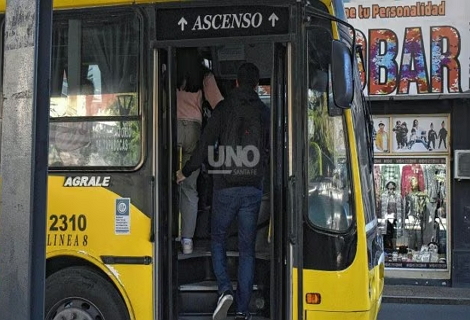 Tras la paritaria de la UTA, Poletti analizó el impacto en el transporte.